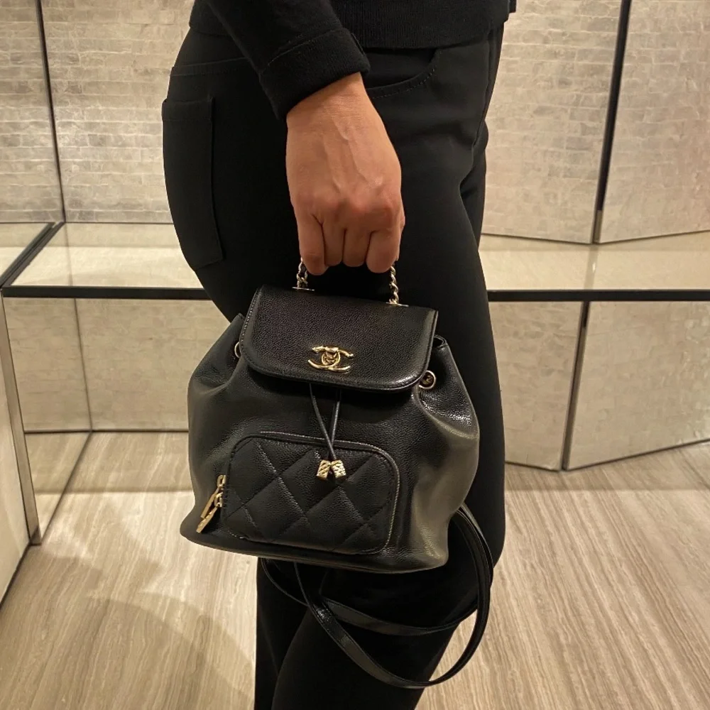 2022 Chanel Small Graine Quilted Business Affinity Backpack Black Light Gold CC - Picture 5 of 17